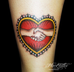 mark-tattoo-torrejon-ardoz-madrid-tatuaje-oldschool-pierna-corazon-manos