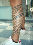 mark-tattoo-torrejon-ardoz-tatuaje-polinesio-pierna-maori