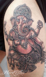 mark-tattoo-torrejon-ardoz-tatuaje-oriental-muslo-ganesha