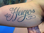 mark-tattoo-torrejon-ardoz-tatuaje-letras-caligrafia-biceps-hugo