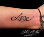 mark-tattoo-torrejon-ardoz-tatuaje-letras-antebrazo-love-infinito
