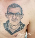 mark-tattoo-torrejon-ardoz-tatuaje-retrato-brazo-mujer 